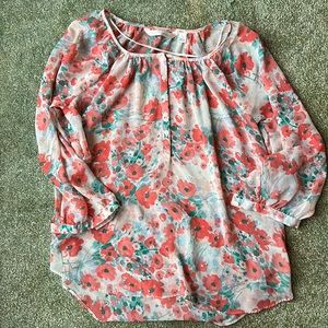 LC cuff sleeve blouse